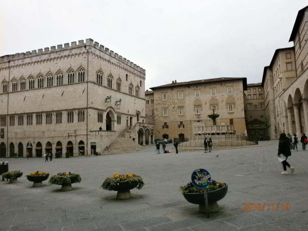 Charming Apartment Tilli With Parking Perugia Exterior foto